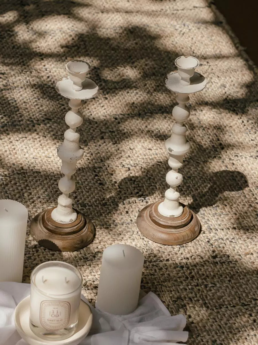 Set 2 Candelabros Blancos Rústicos Base Madera
